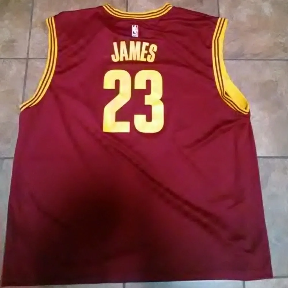 LeBron James Cleveland Cavaliers NBA Jersey